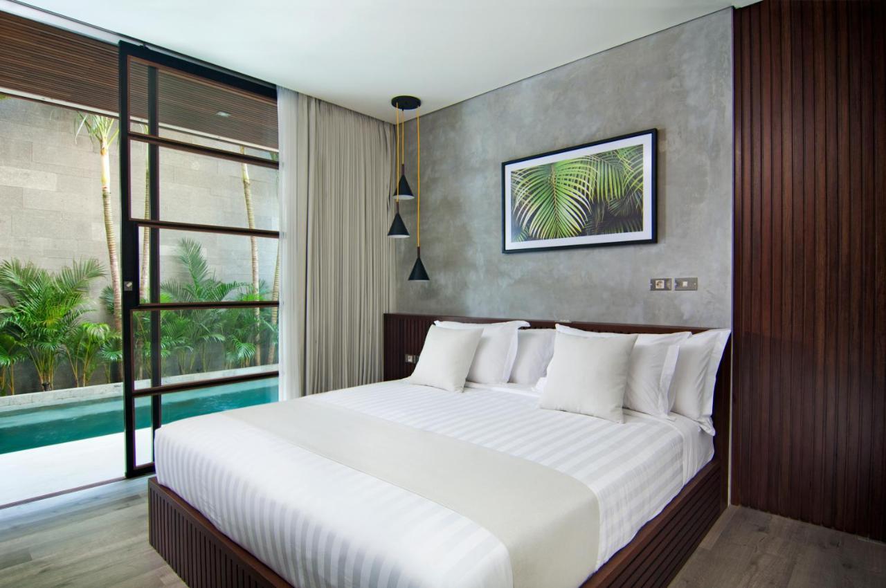 4BR Villa Kamis - Minggu Villas Seminyak Bagian luar foto